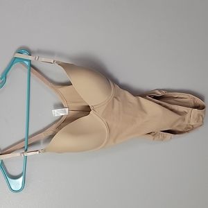 Women's shape wear bodysuit